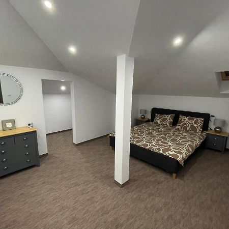 Cozy Apartament With 2Rooms Timisoara Exterior foto