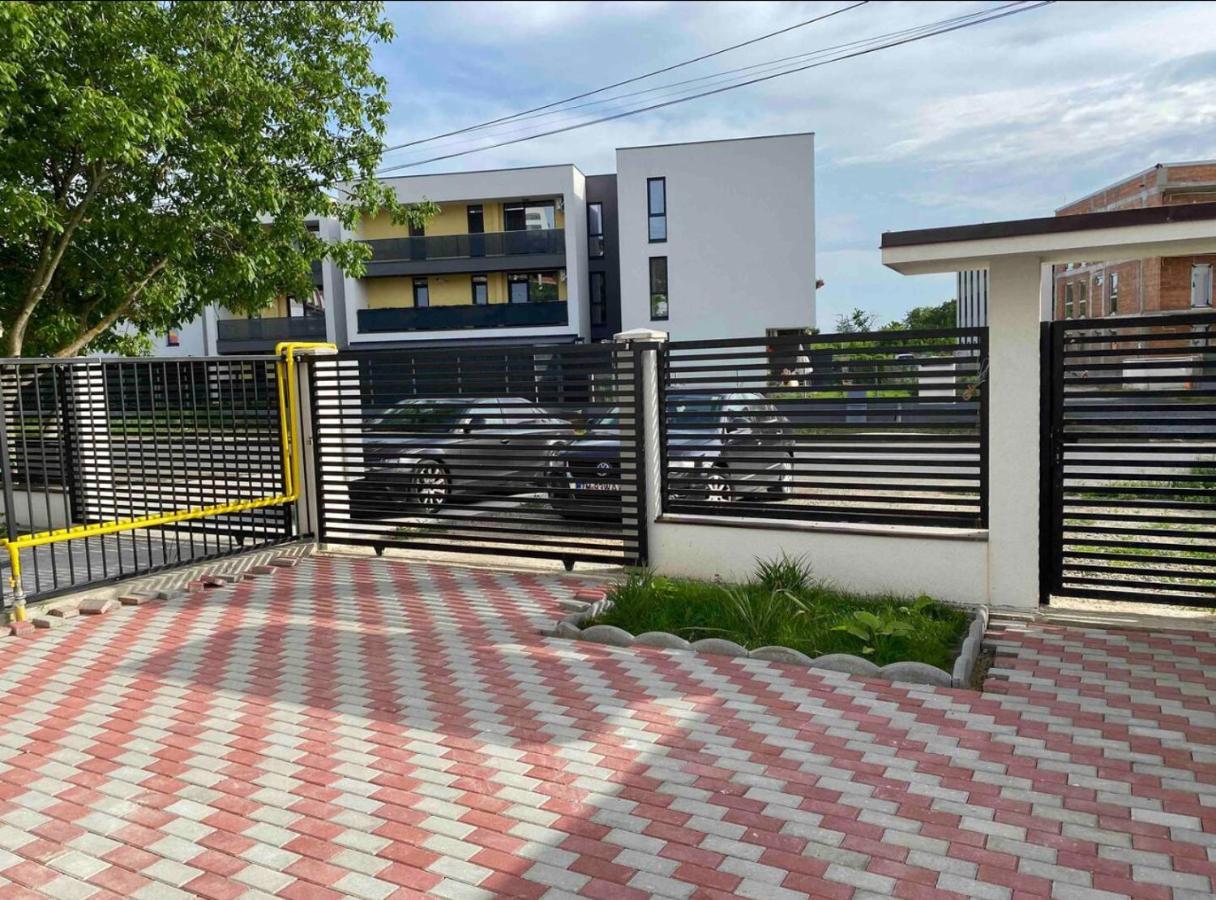 Cozy Apartament With 2Rooms Timisoara Exterior foto